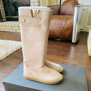 NIB Vince Camuto Vora Boot in Sand size 8
